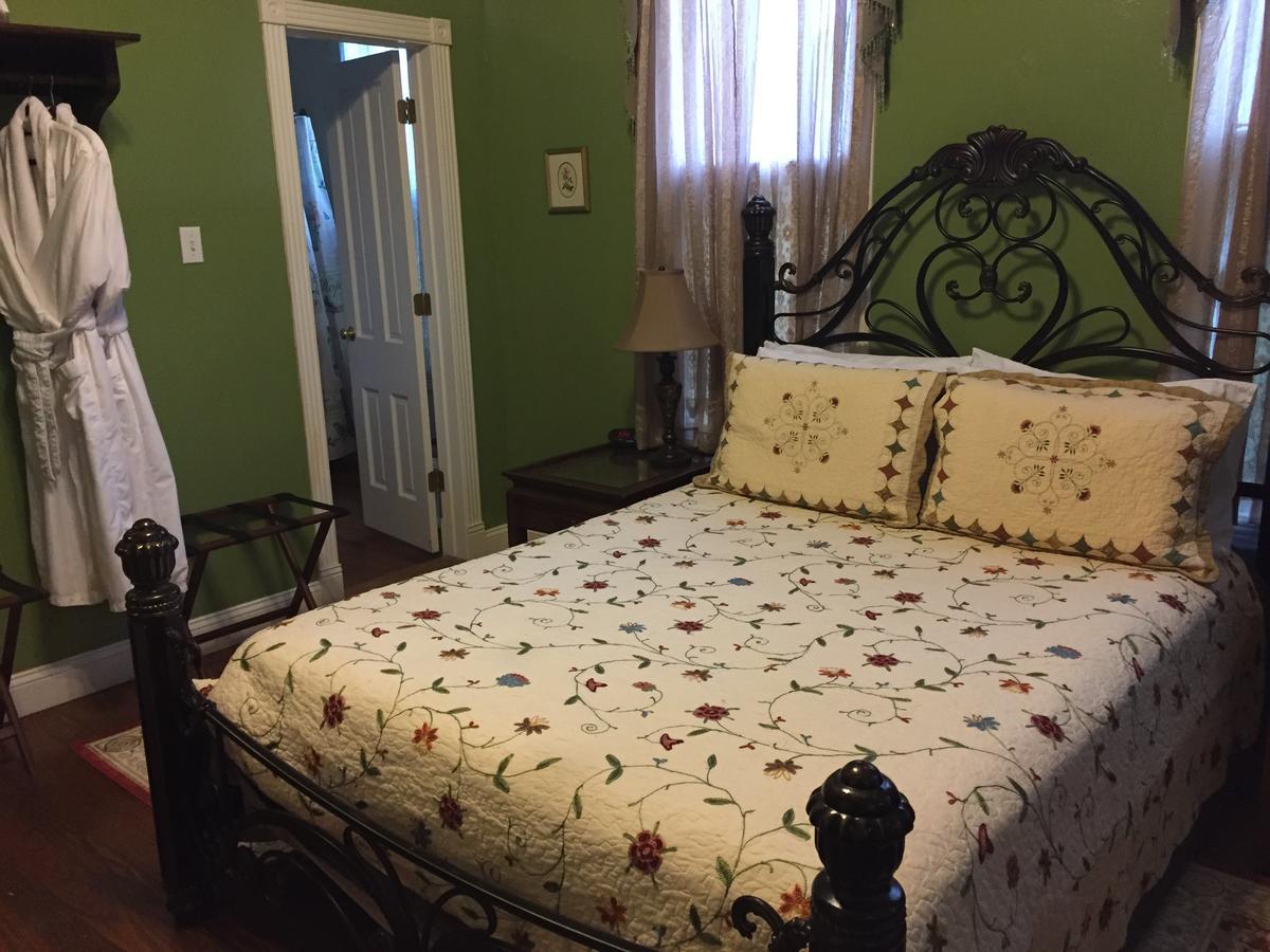 White Oak Manor Bed And Breakfast (Adults Only) Jefferson Екстериор снимка